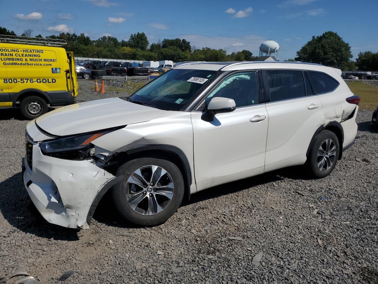 2021 TOYOTA HIGHLANDER