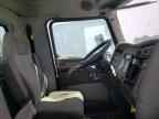 2019 KENWORTH T370