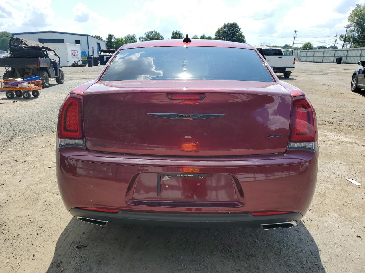 2022 CHRYSLER 300