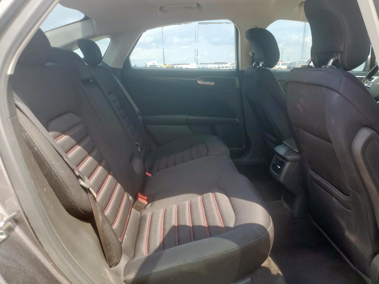 2013 FORD FUSION