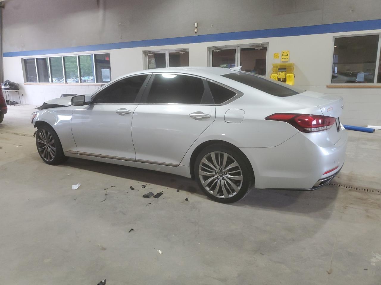 2015 HYUNDAI GENESIS