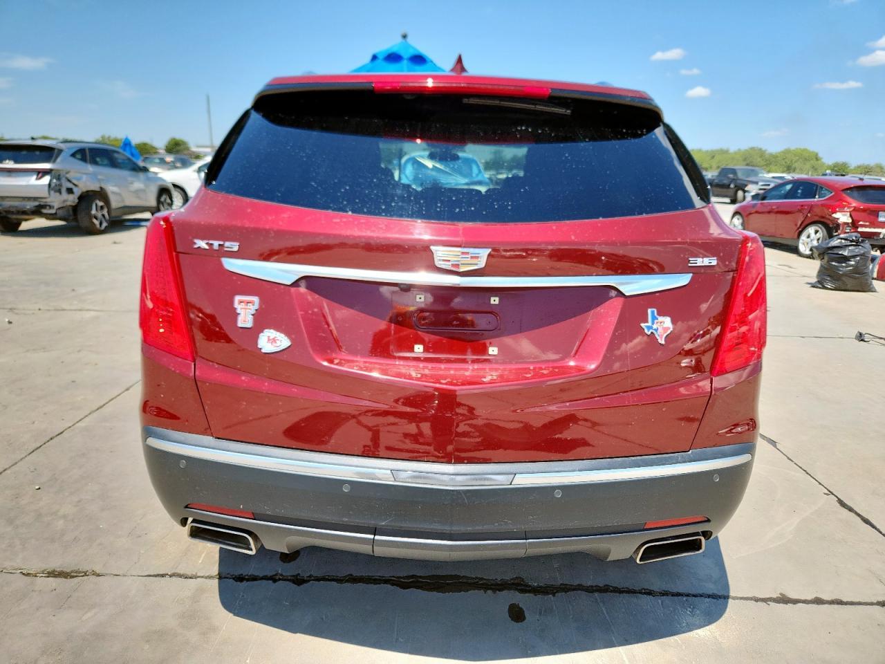 2017 CADILLAC XT5