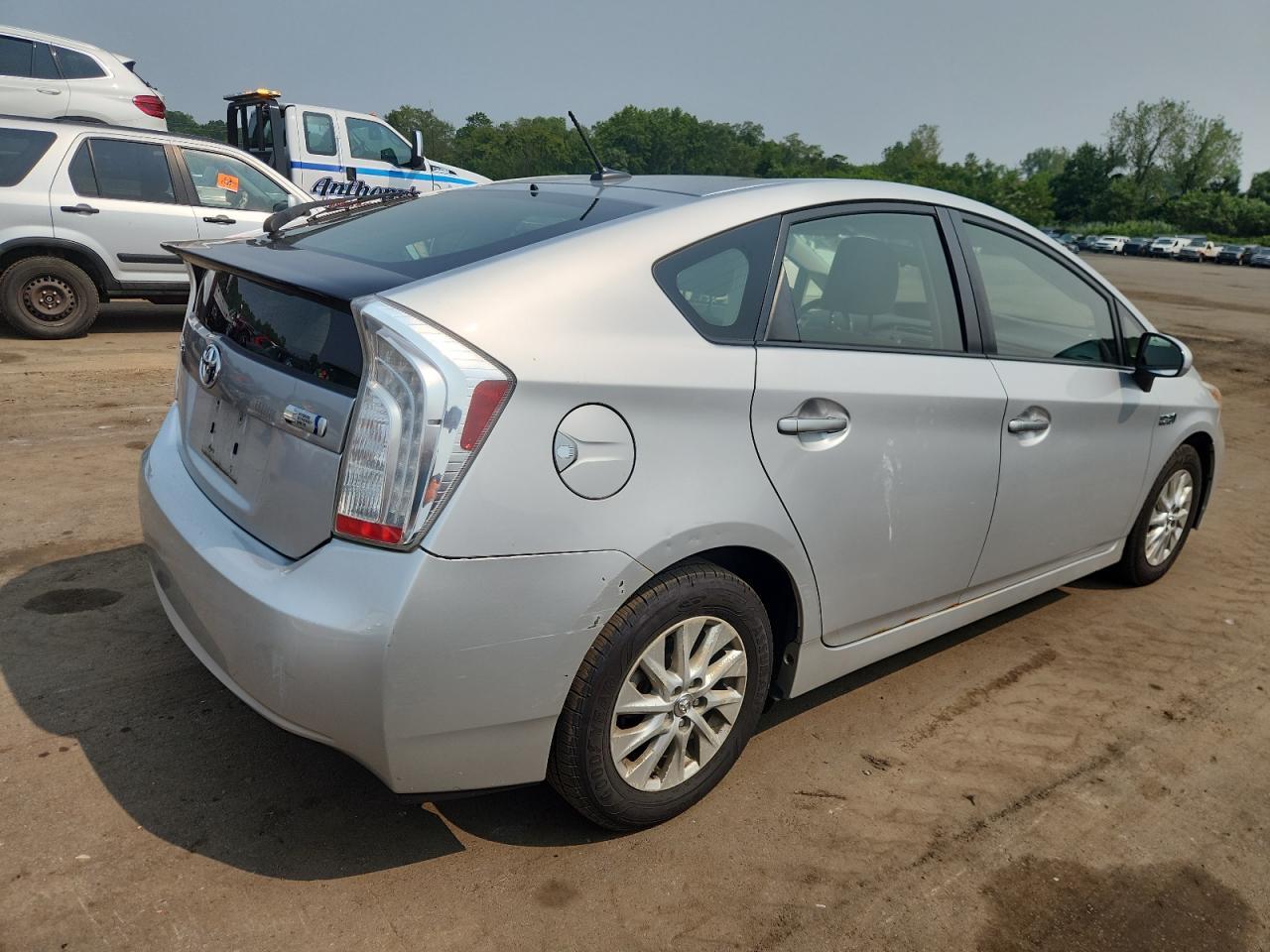 2014 TOYOTA Prius Plug-In