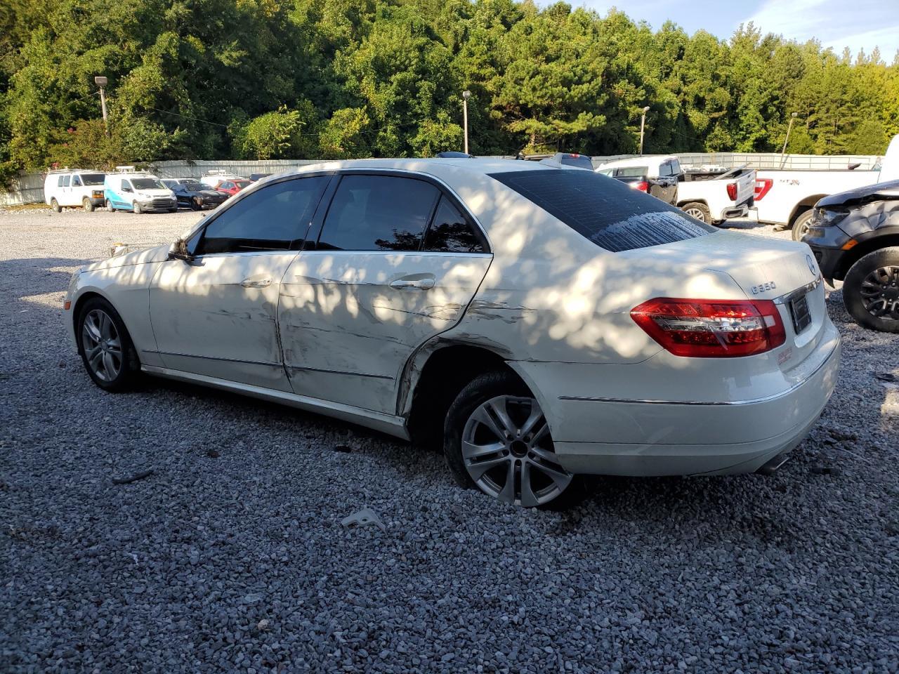 2011 MERCEDES-BENZ E-Class