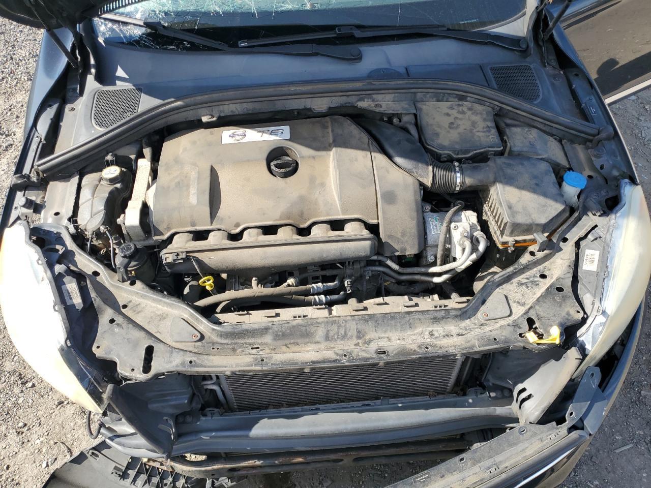 2014 VOLVO XC60