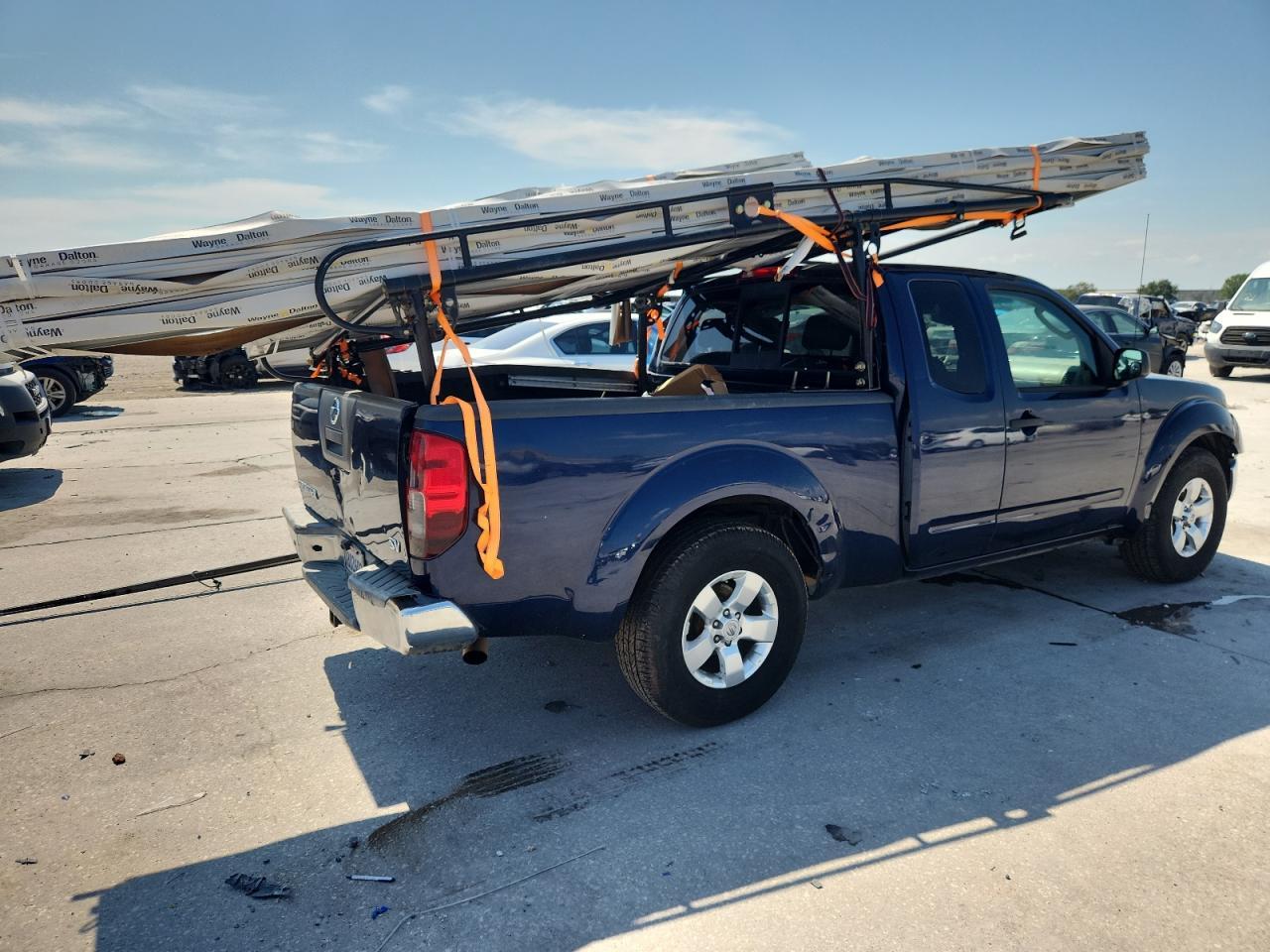2011 NISSAN Frontier