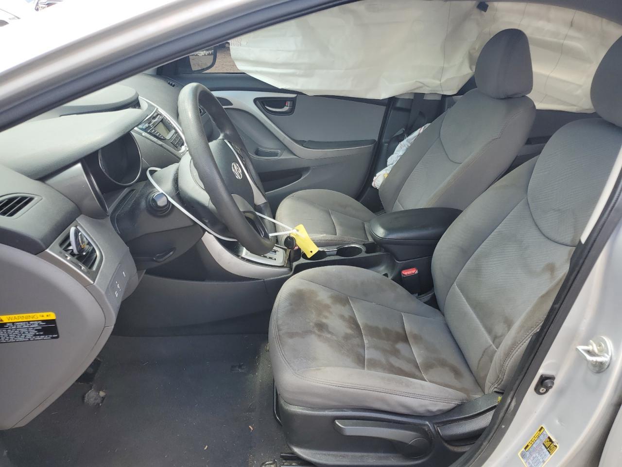 2012 HYUNDAI ELANTRA