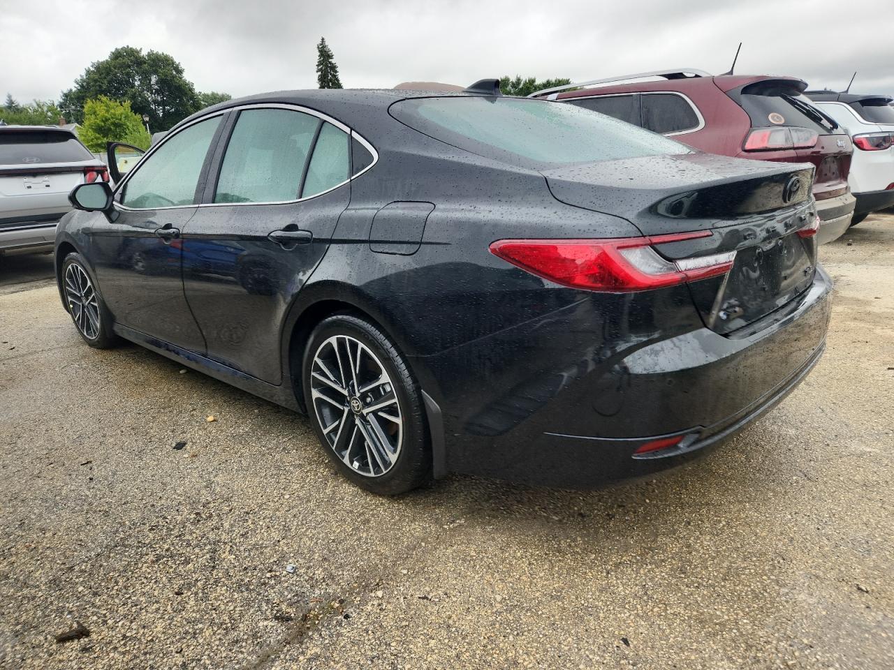 2025 TOYOTA CAMRY