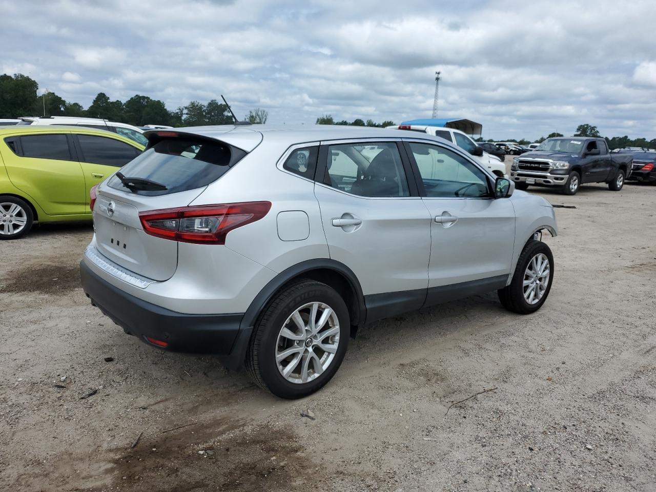 2020 NISSAN Rogue Sport