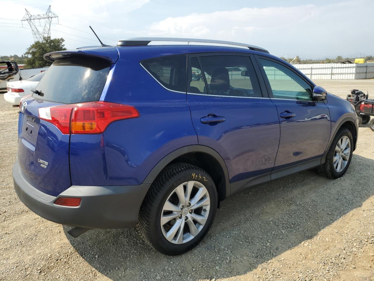 2015 TOYOTA RAV4