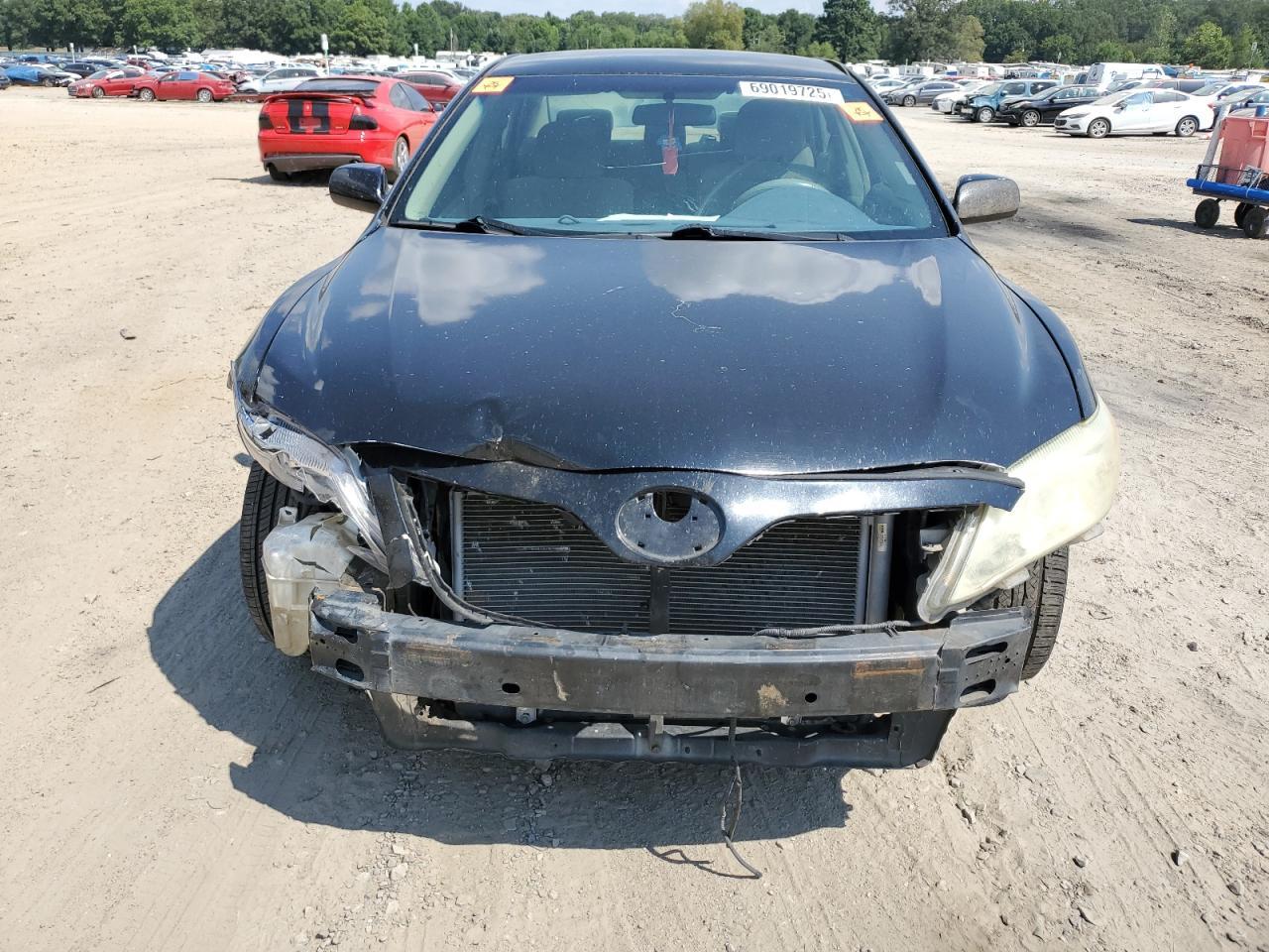2011 TOYOTA CAMRY