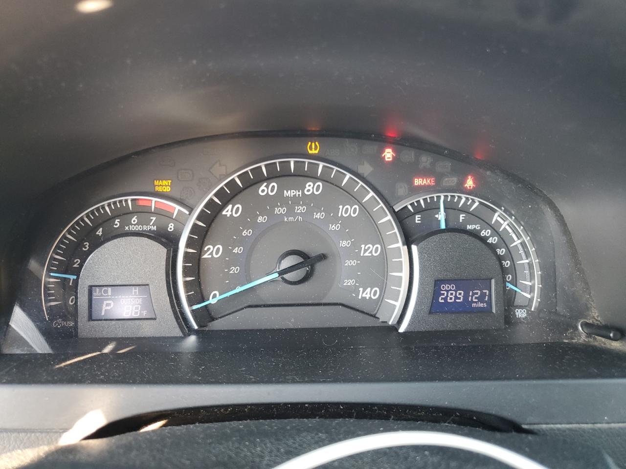 2012 TOYOTA CAMRY