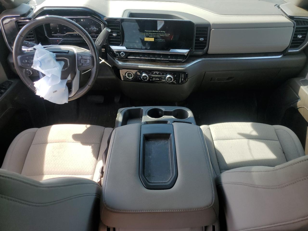 2023 GMC Sierra