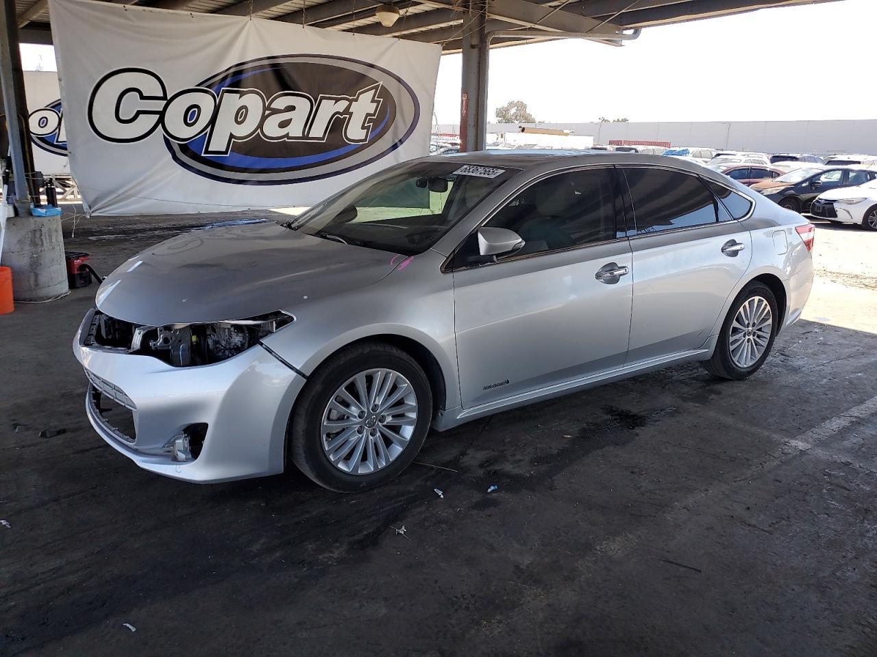 2014 TOYOTA Avalon