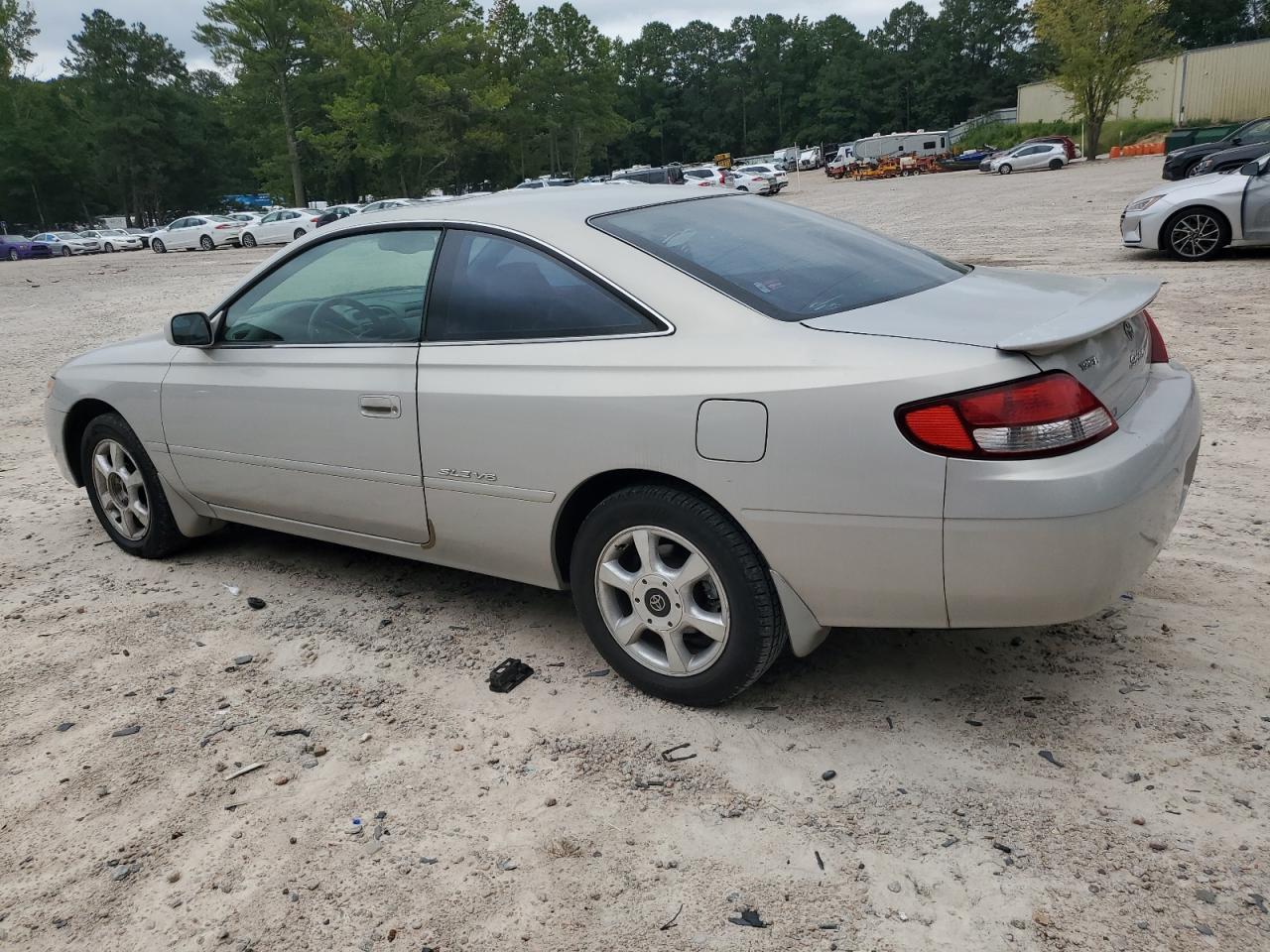 2001 TOYOTA CAMRY