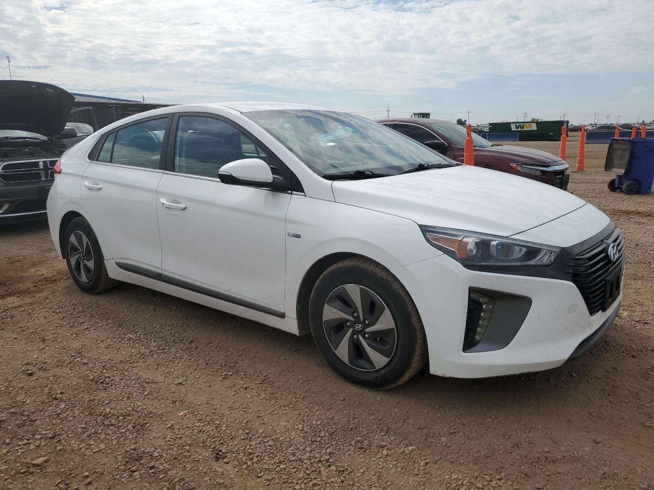 2017 HYUNDAI Ioniq