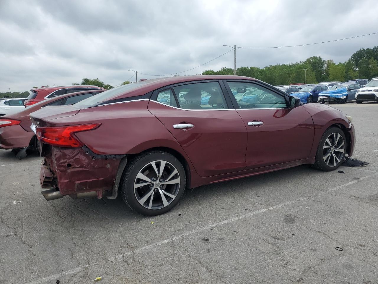 2017 NISSAN Maxima