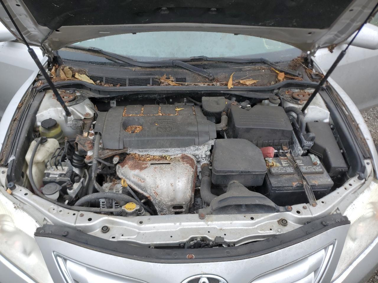 2011 TOYOTA CAMRY