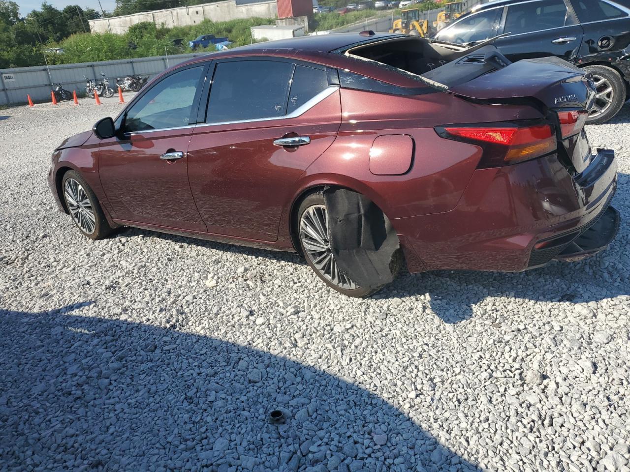 2025 NISSAN ALTIMA