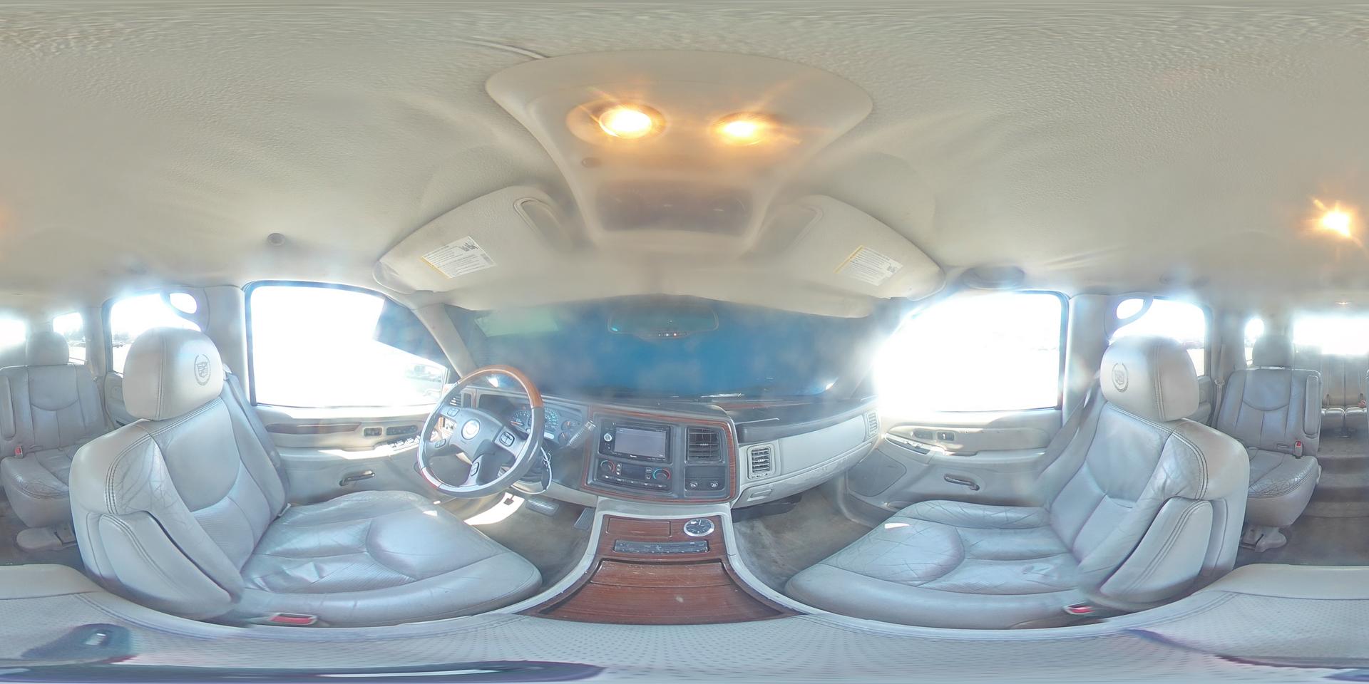 2004 CADILLAC ESCALADE