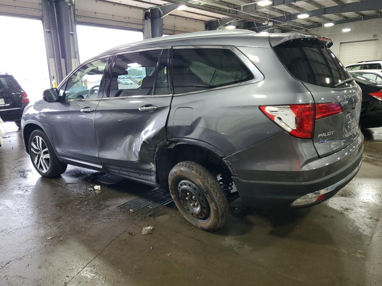 2016 HONDA PILOT