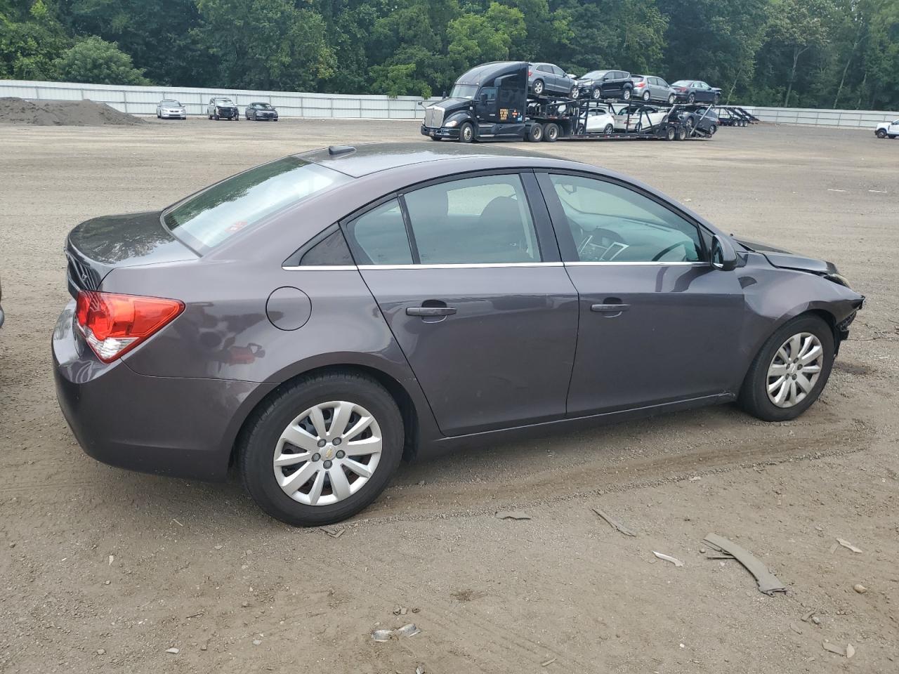 2011 CHEVROLET CRUZE