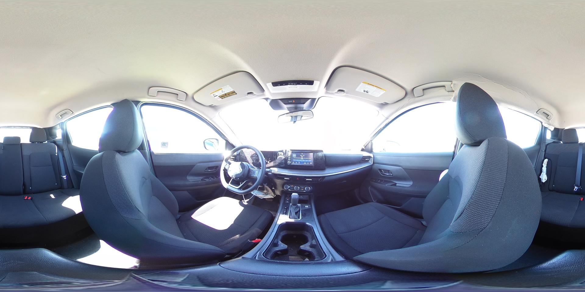 2025 NISSAN KICKS