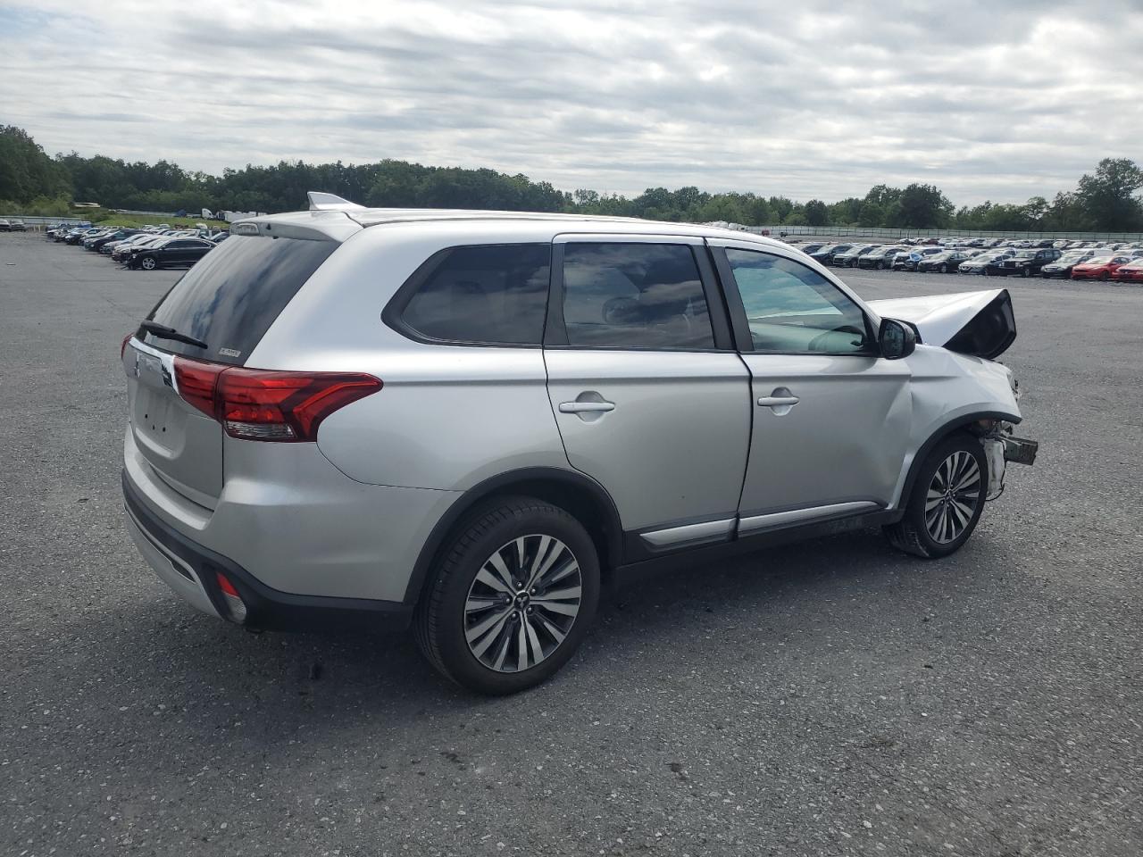 2020 MITSUBISHI outlander