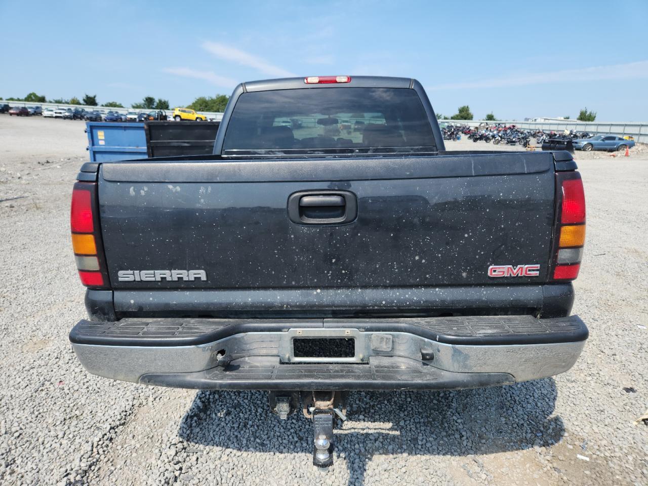 2005 GMC Sierra