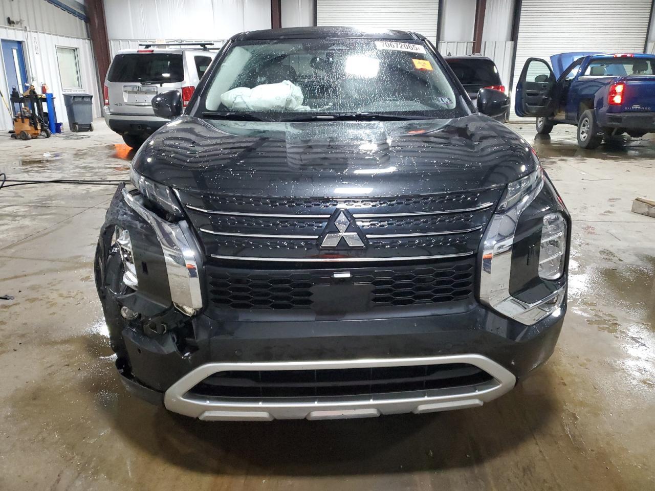 2024 MITSUBISHI outlander