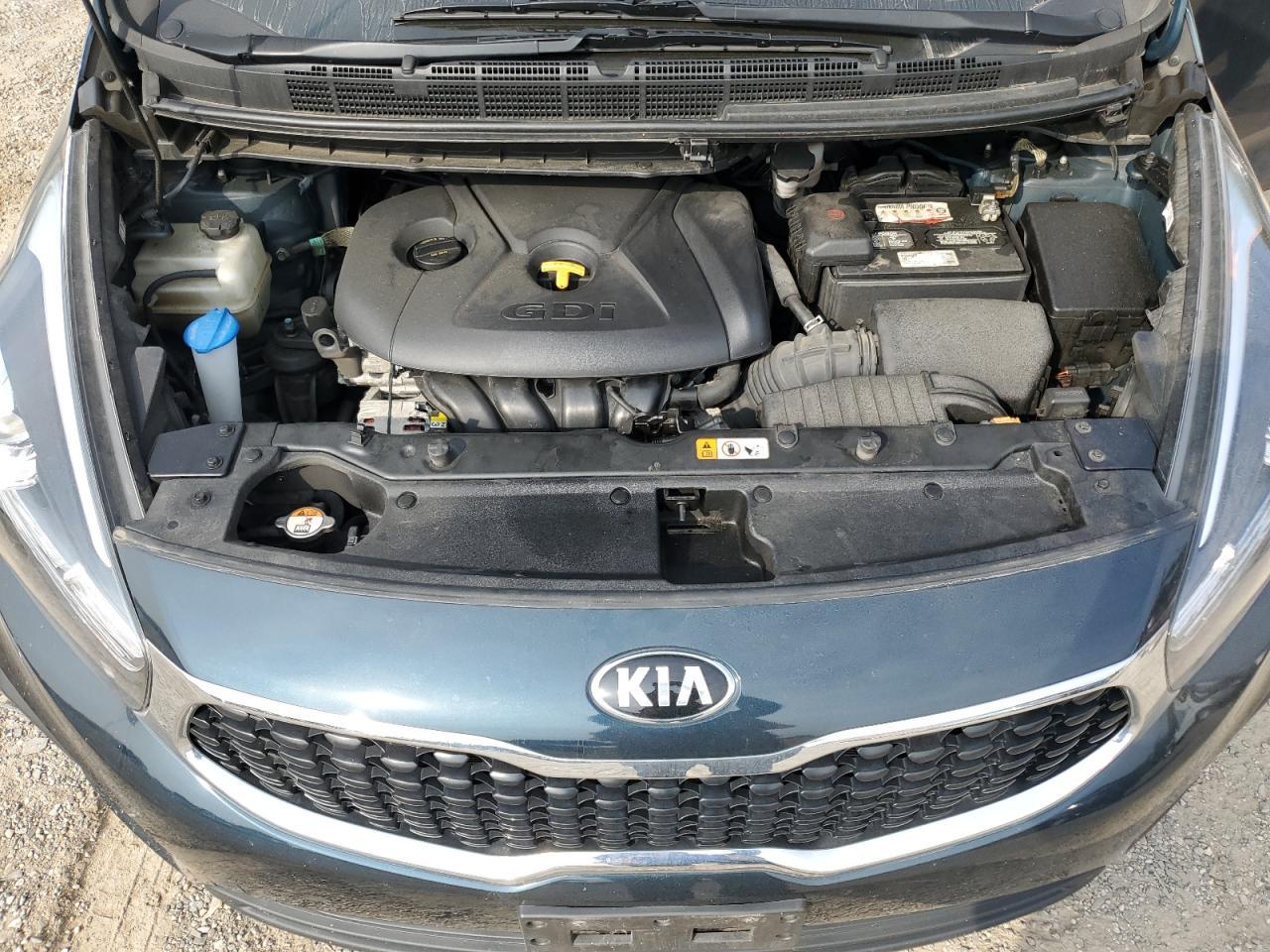 2017 KIA RONDO