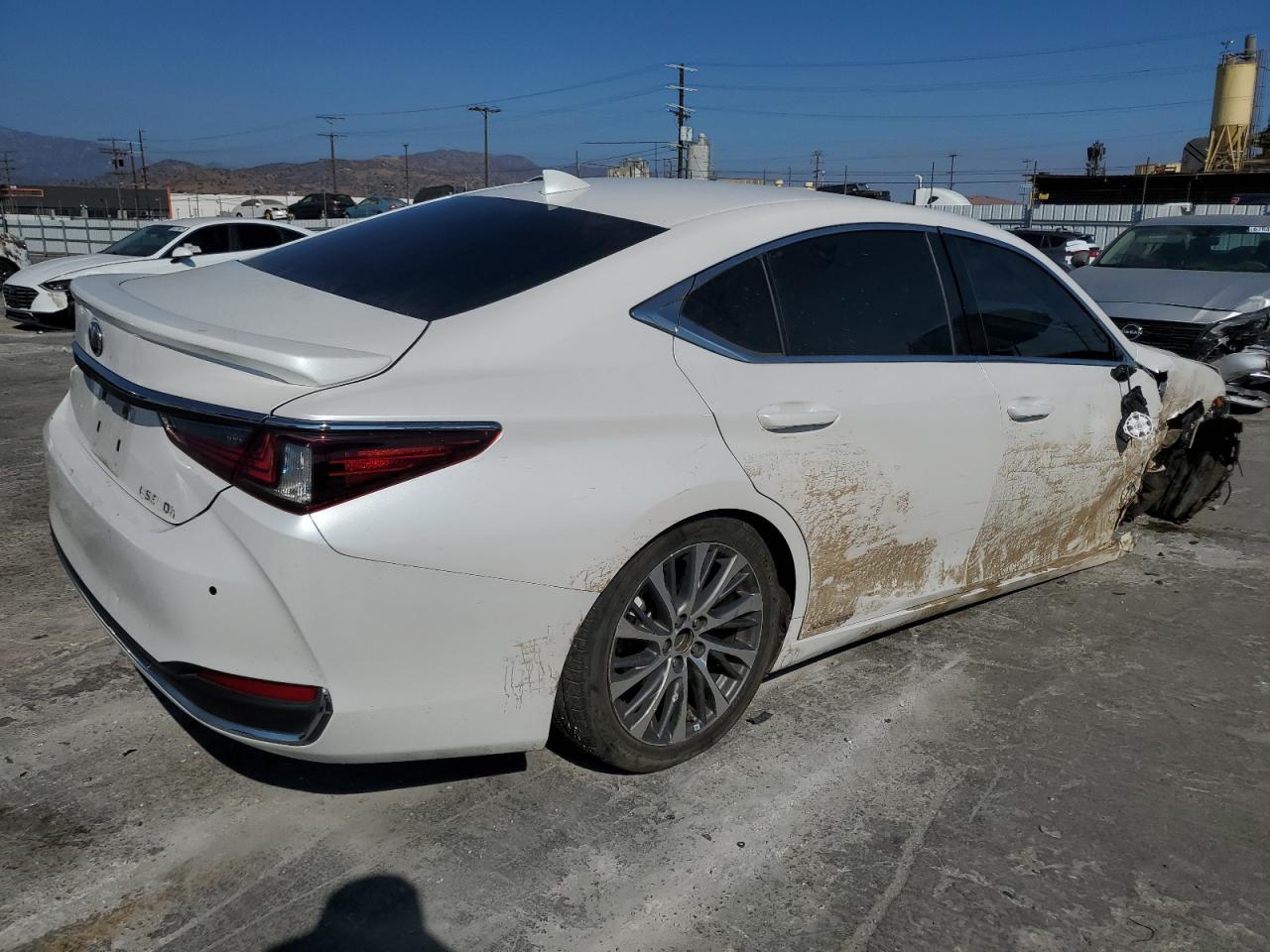 2021 LEXUS Es