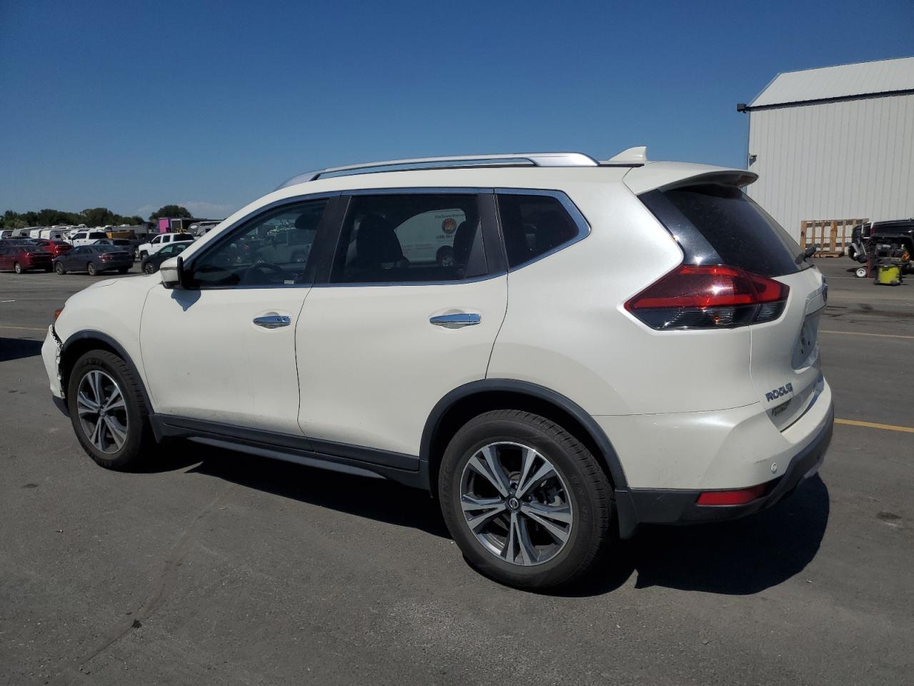 2019 NISSAN ROGUE