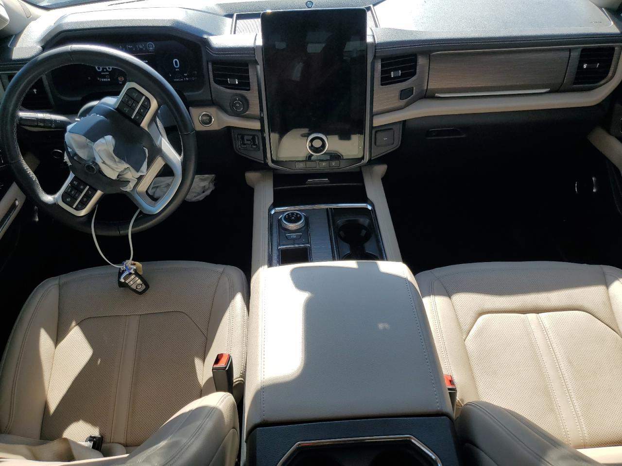 2024 FORD Expedition