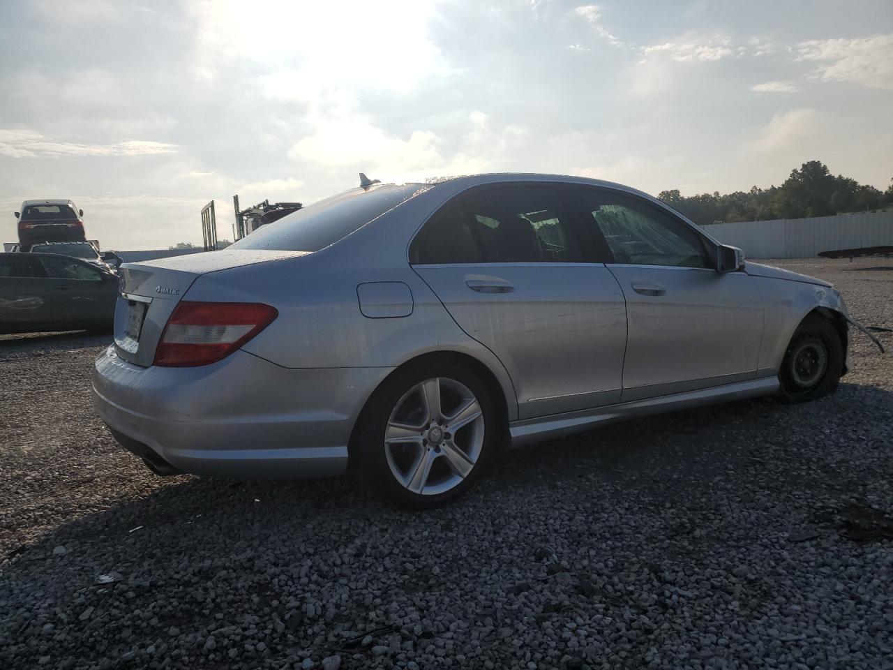2011 MERCEDES-BENZ C-CLASS