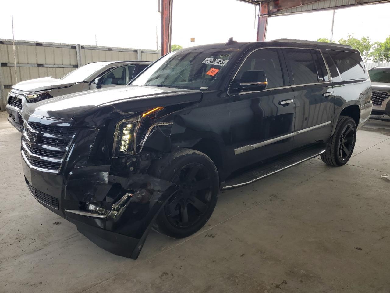 2017 CADILLAC ESCALADE