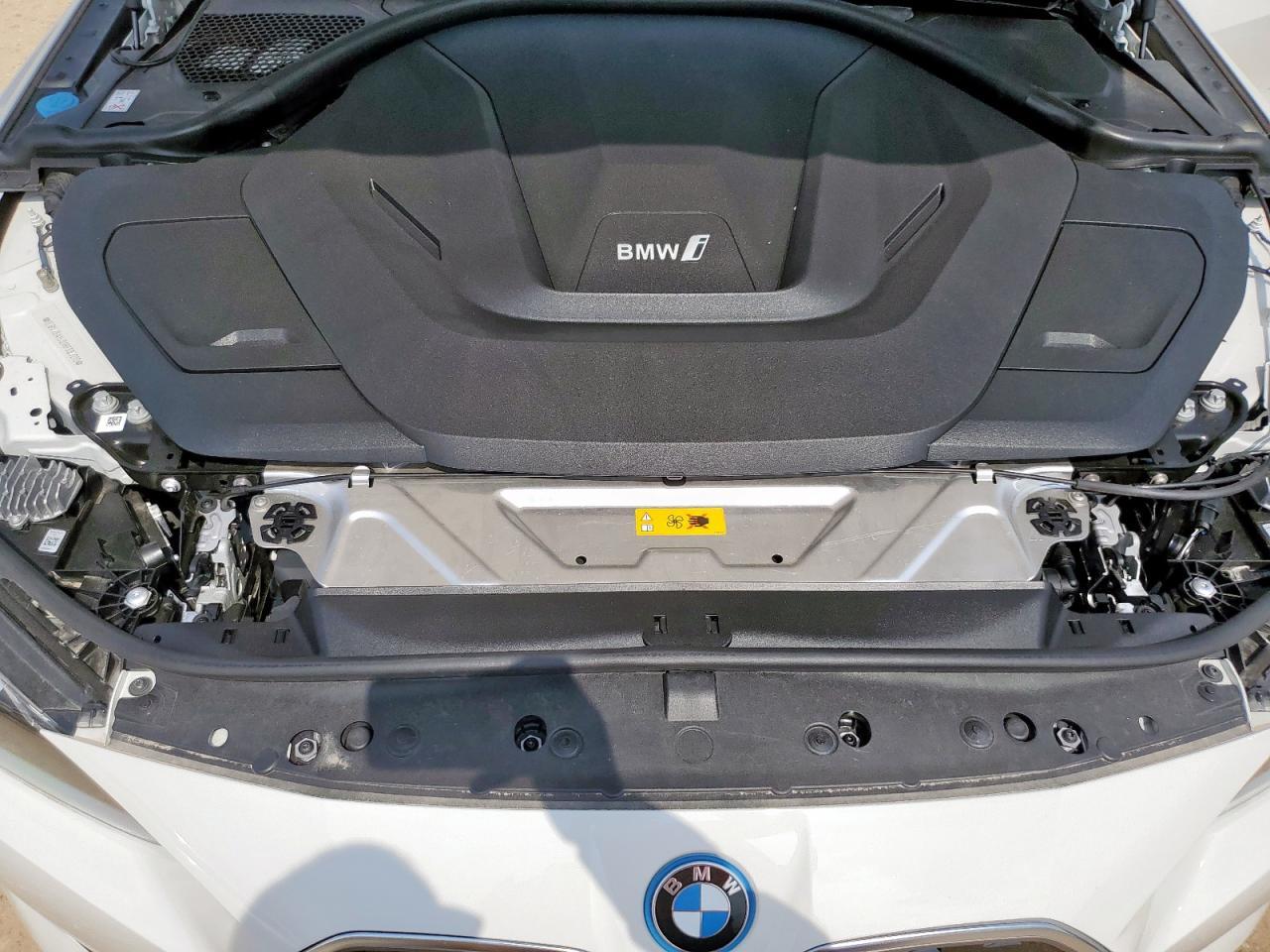 2024 BMW i4