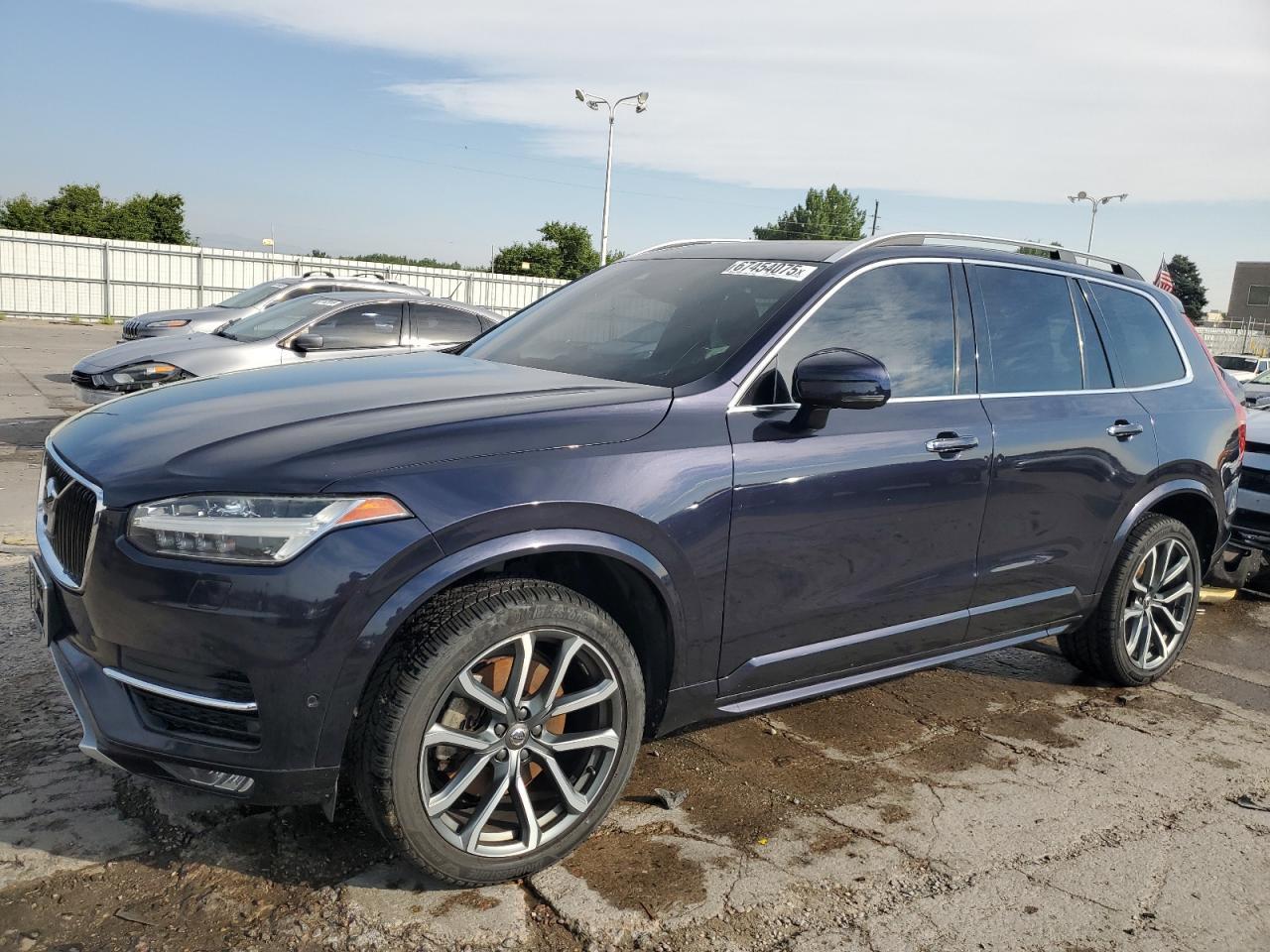 2016 VOLVO XC90