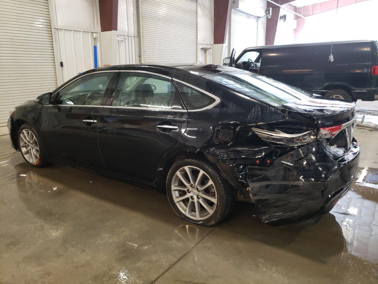 2014 TOYOTA Avalon