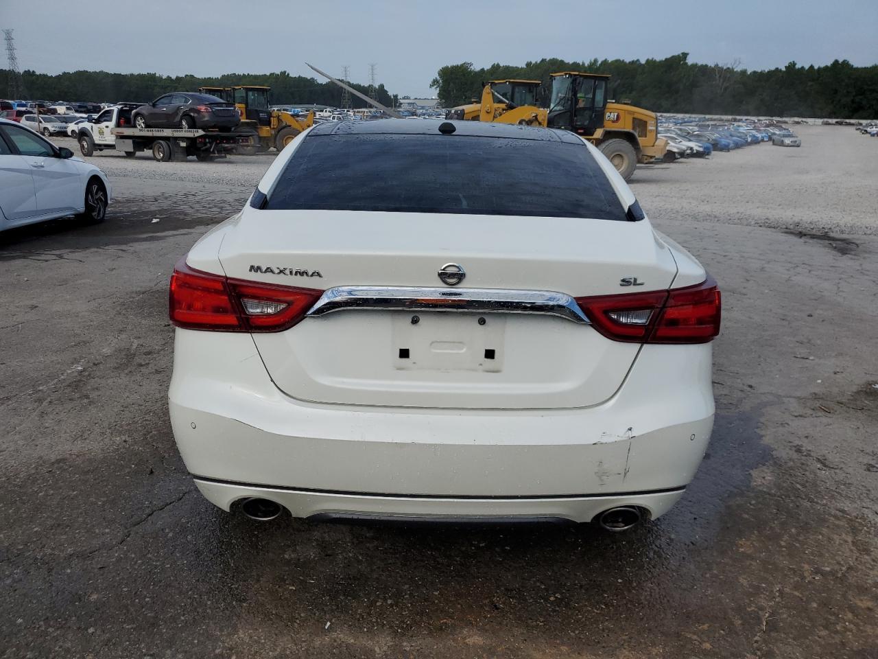 2016 NISSAN Maxima