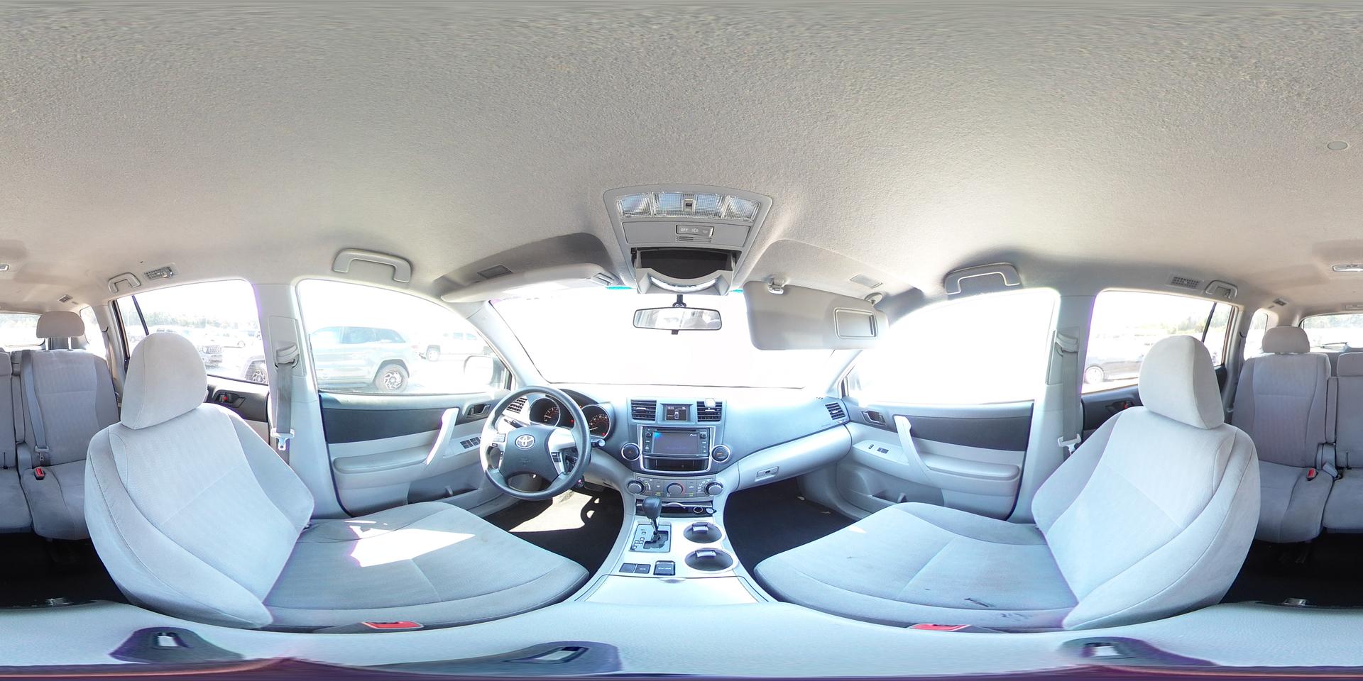 2013 TOYOTA HIGHLANDER