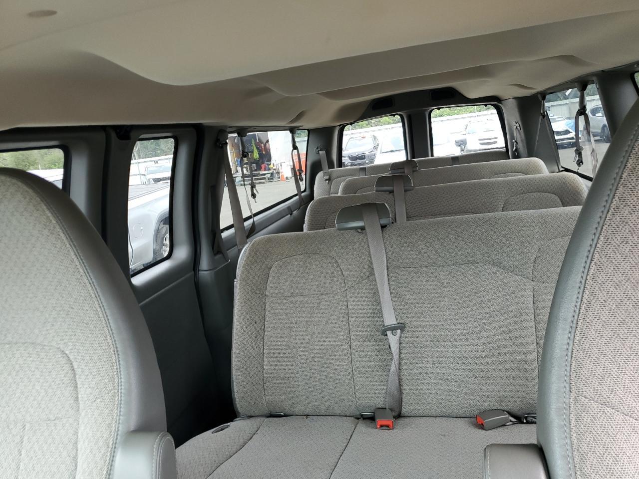 2013 CHEVROLET Express 3500