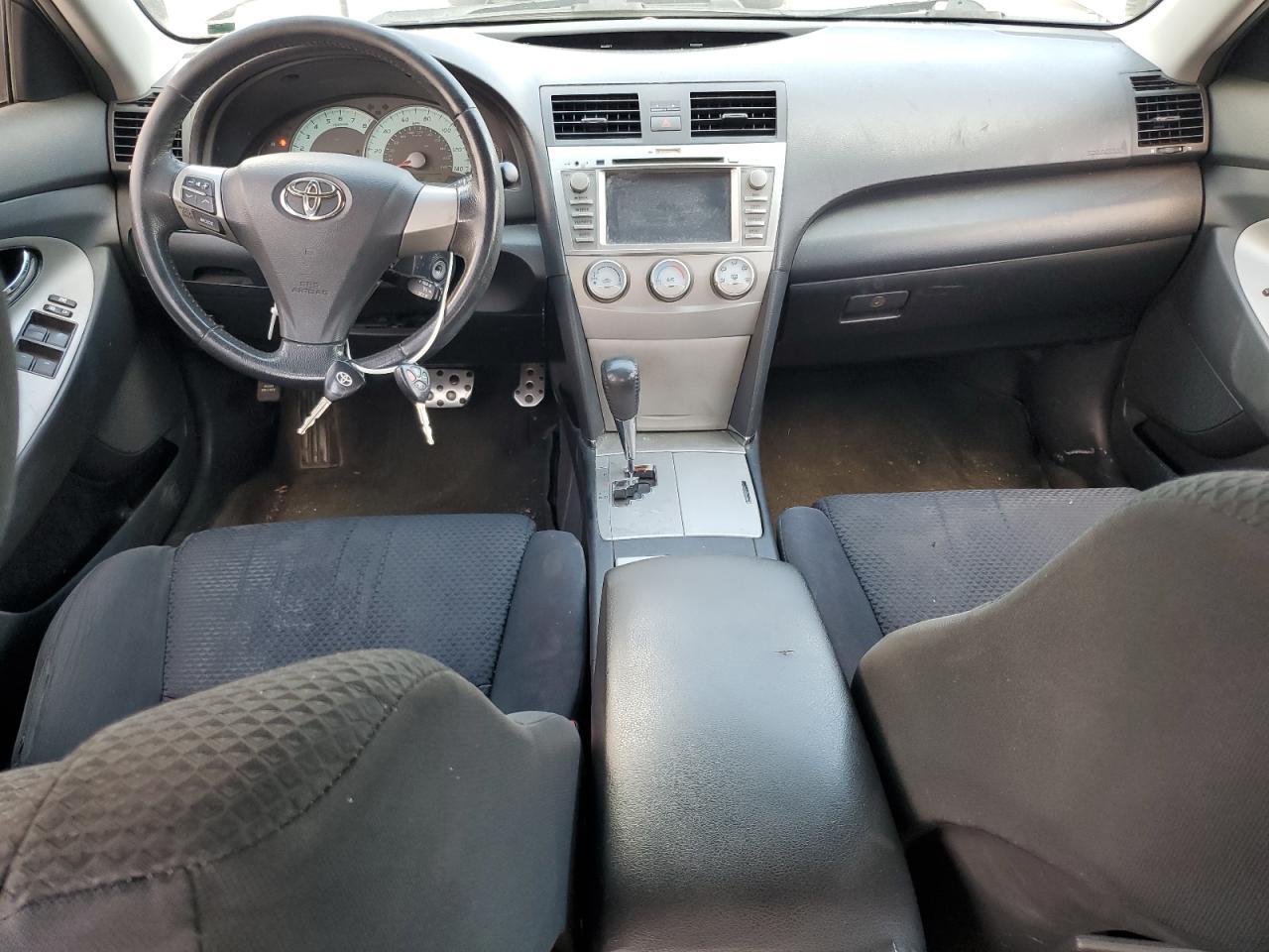 2011 TOYOTA CAMRY