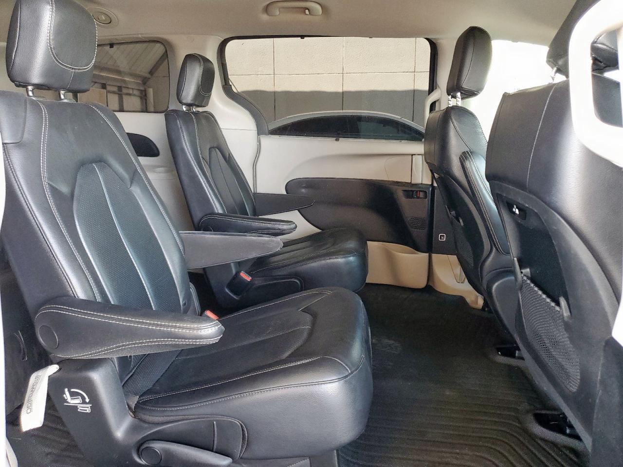 2022 CHRYSLER Pacifica