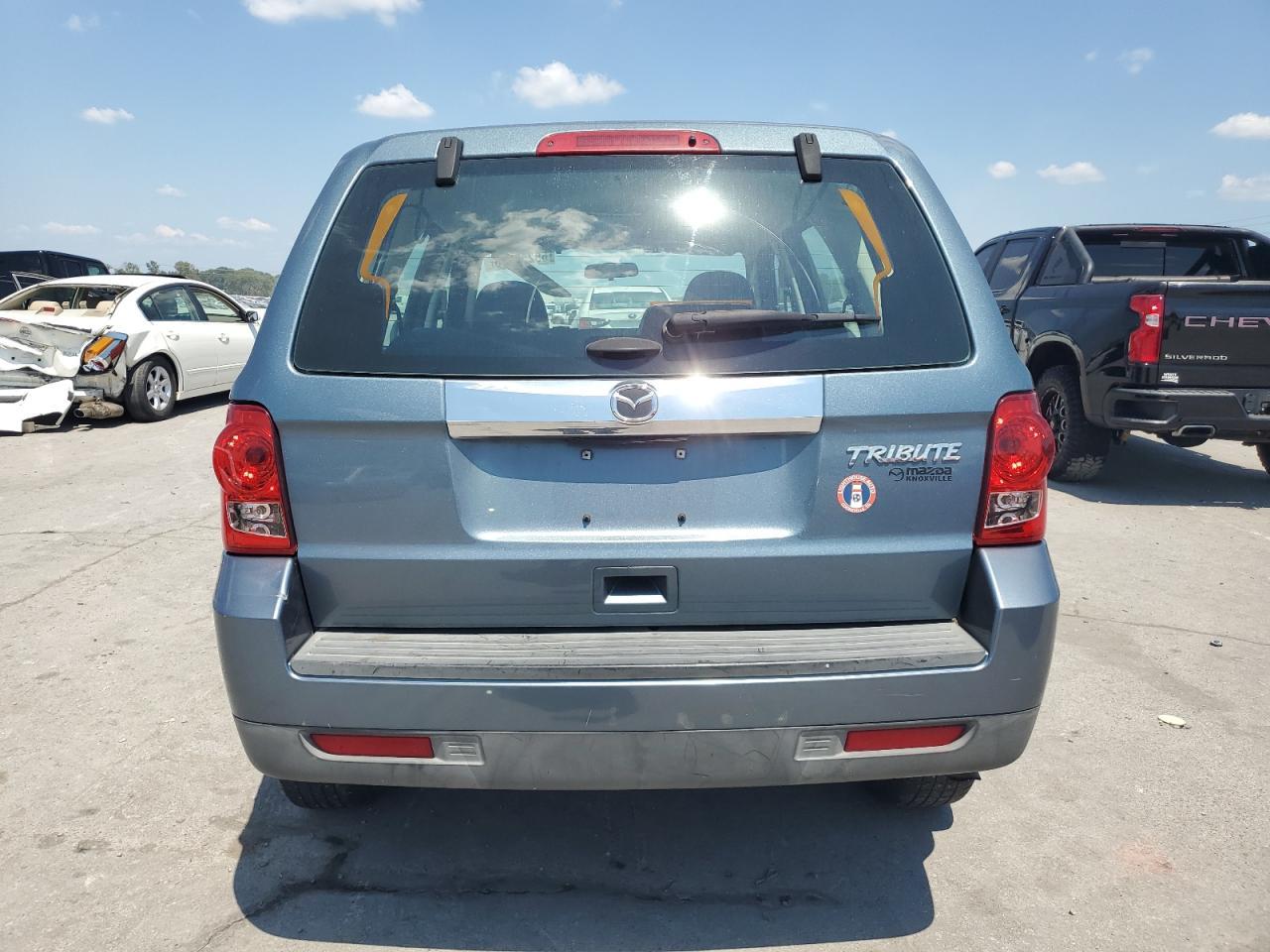 2011 MAZDA Tribute
