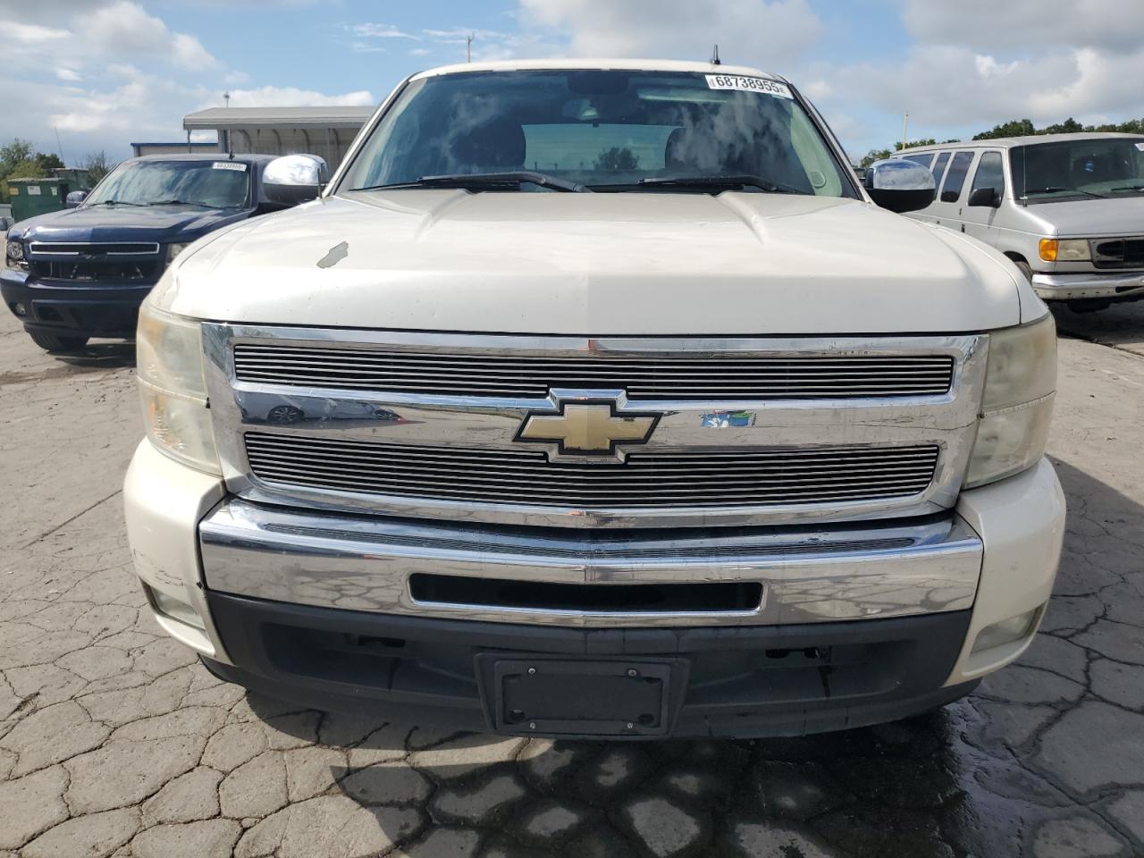 2011 CHEVROLET Silverado