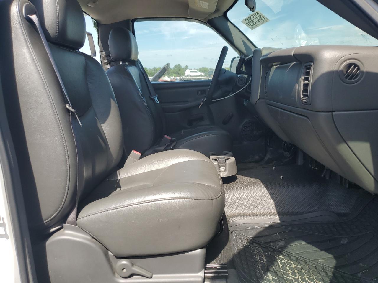 2005 GMC Sierra