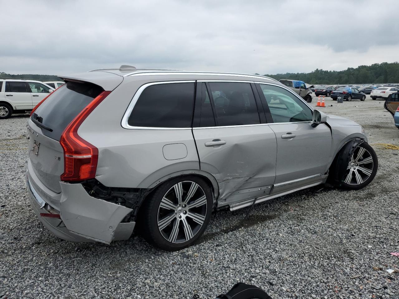 2024 VOLVO XC90