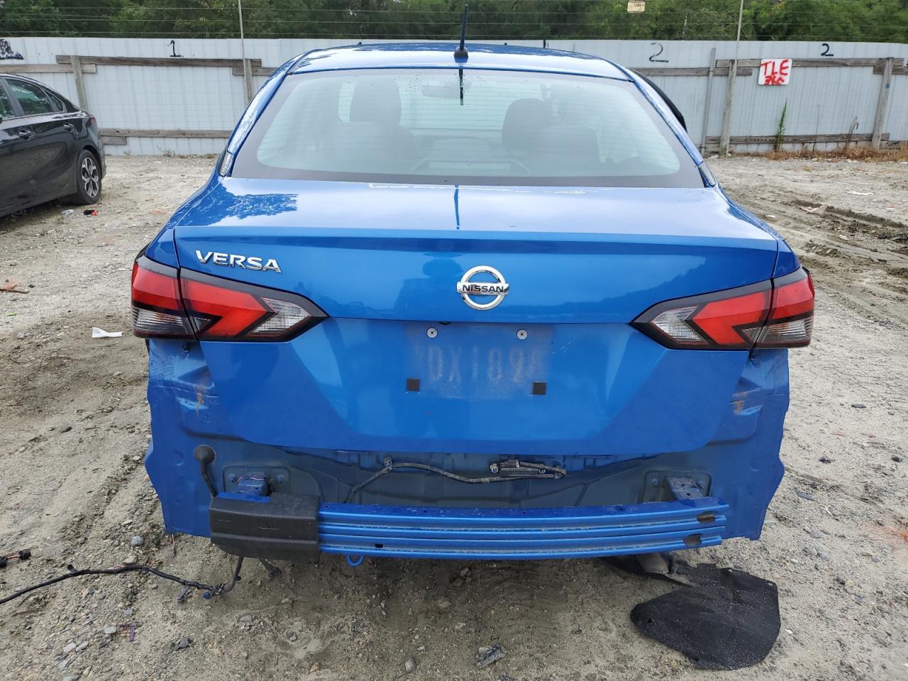 2021 NISSAN VERSA