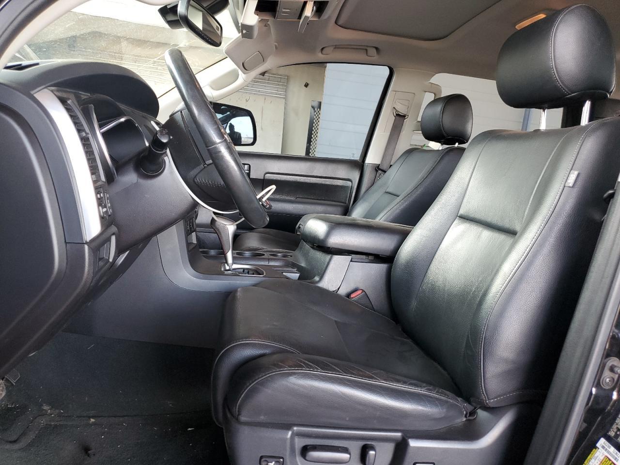 2019 TOYOTA Sequoia